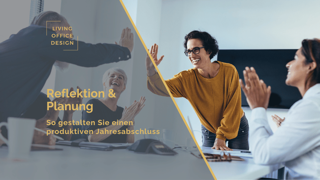 Team-Meeting mit High-Five zum erfolgreichen Projektabschluss